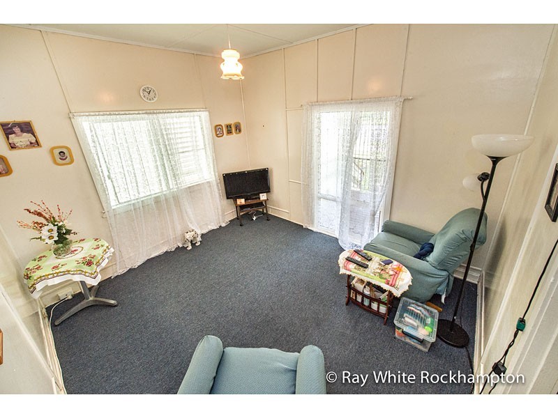 270 Dean Street, Berserker QLD 4701