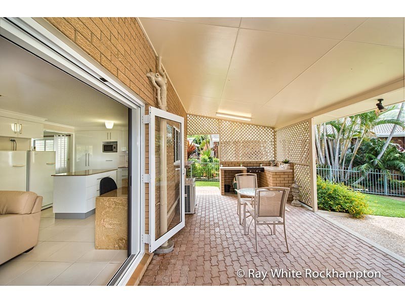 12 Rees Jones Close, Frenchville QLD 4701