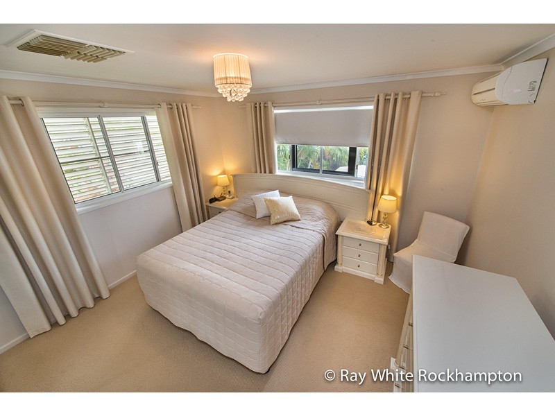 12 Rees Jones Close, Frenchville QLD 4701