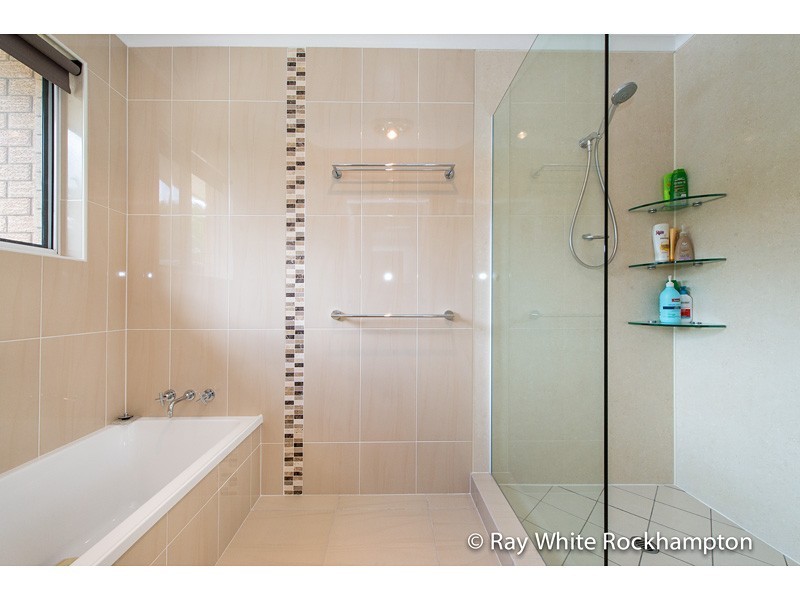 12 Rees Jones Close, Frenchville QLD 4701