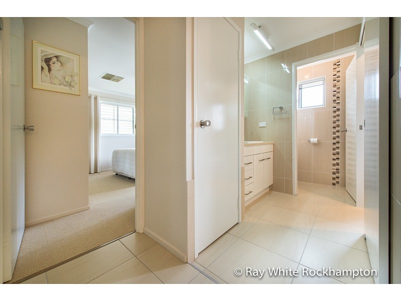 12 Rees Jones Close, Frenchville QLD 4701