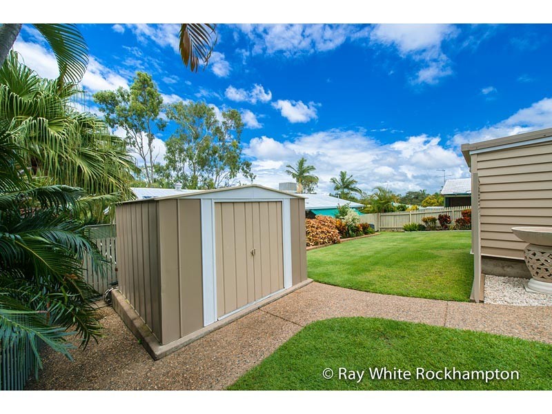 12 Rees Jones Close, Frenchville QLD 4701