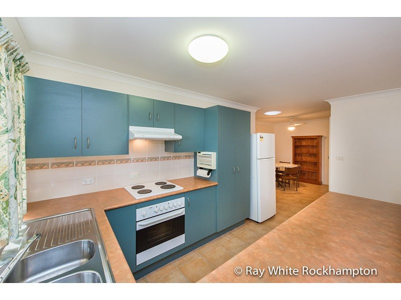 8/385 Shand Street, Frenchville QLD 4701