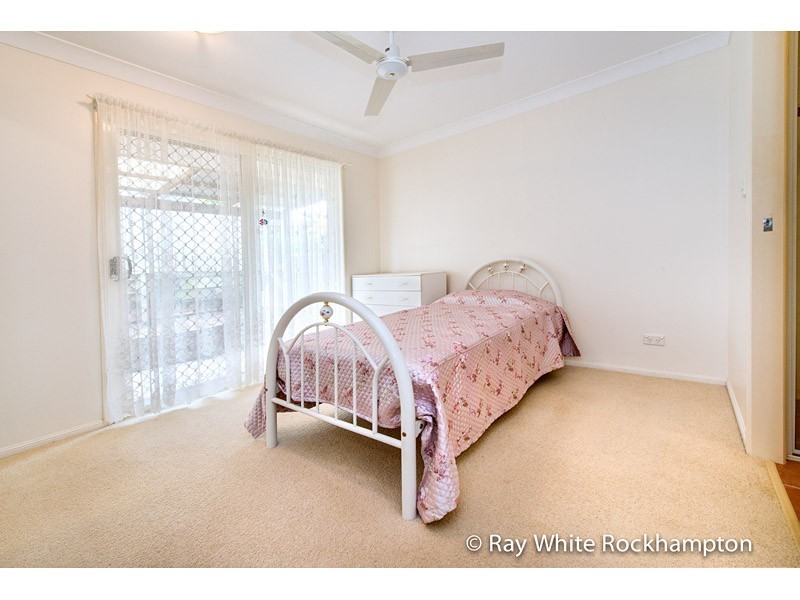 8/385 Shand Street, Frenchville QLD 4701