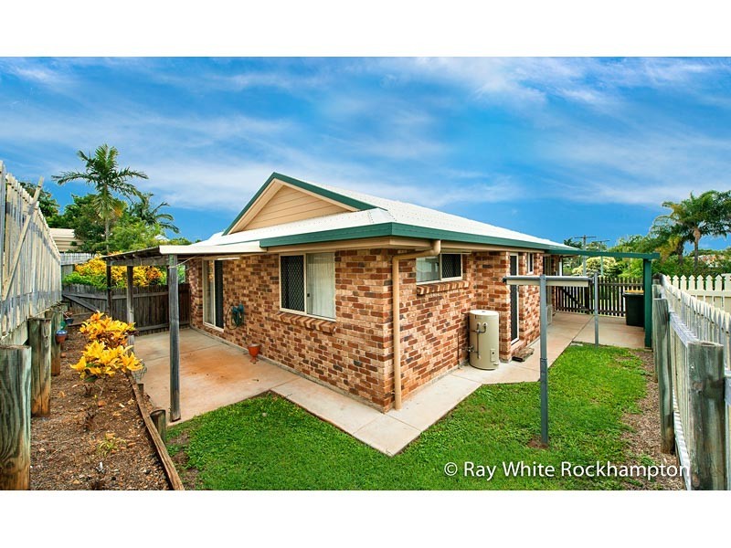 8/385 Shand Street, Frenchville QLD 4701