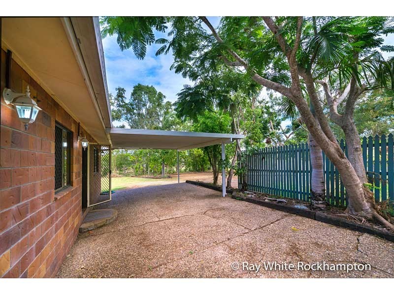 32 Thozet Road, Koongal QLD 4701