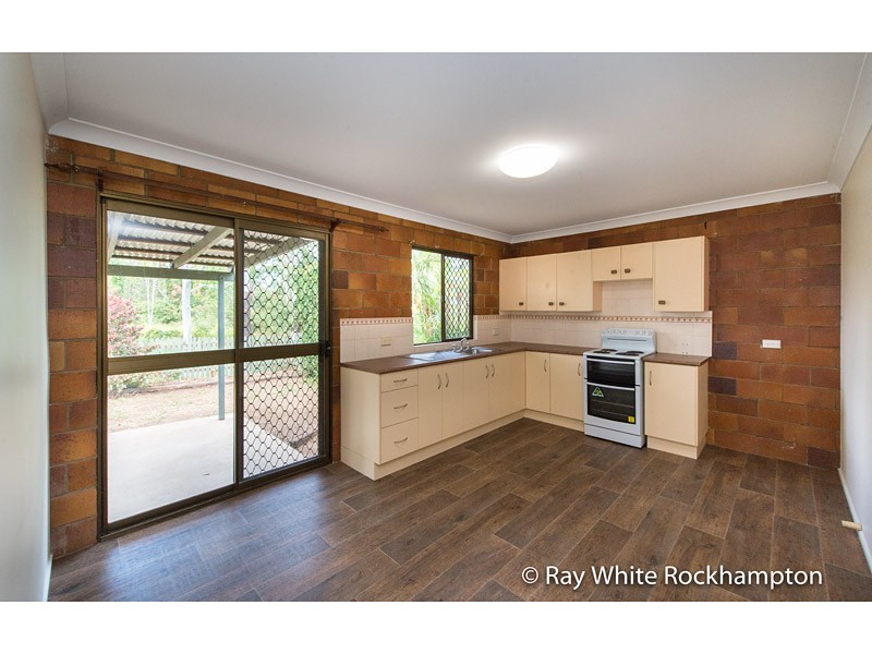 32 Thozet Road, Koongal QLD 4701