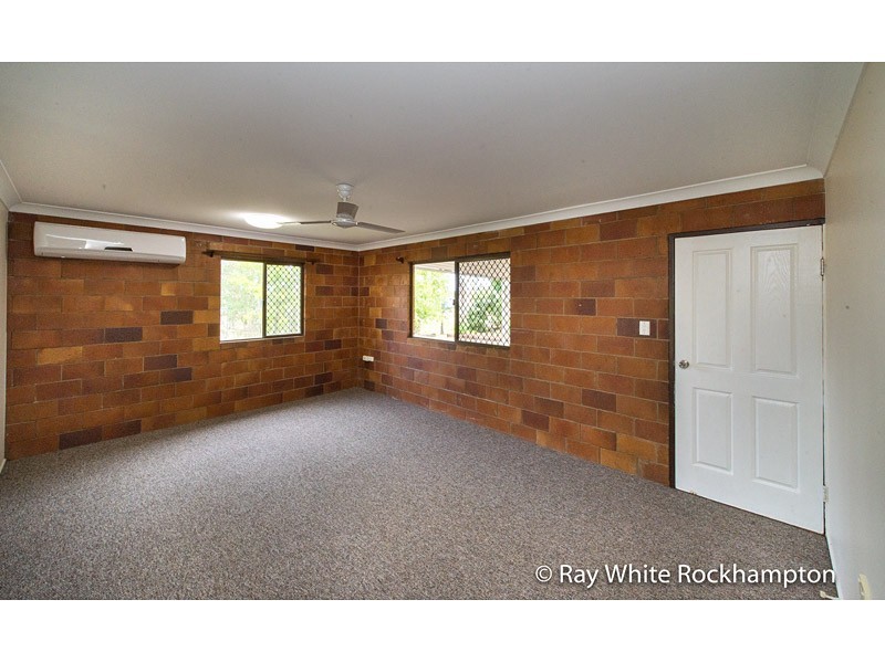 32 Thozet Road, Koongal QLD 4701