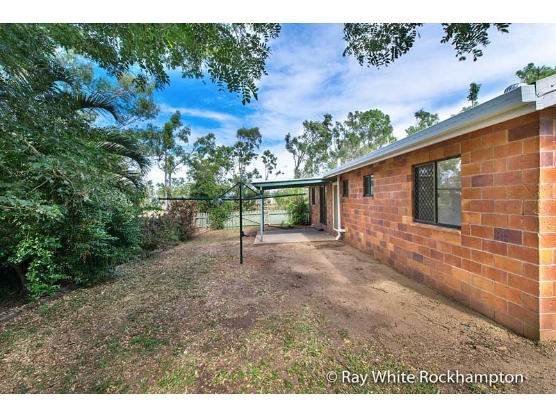 32 Thozet Road, Koongal QLD 4701