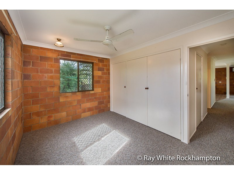 32 Thozet Road, Koongal QLD 4701