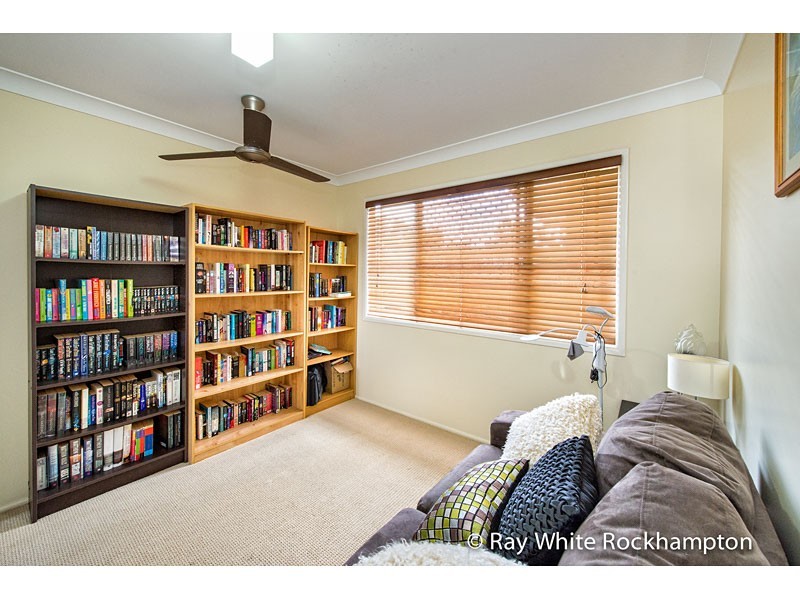 7 Duffy Street, Kawana QLD 4701