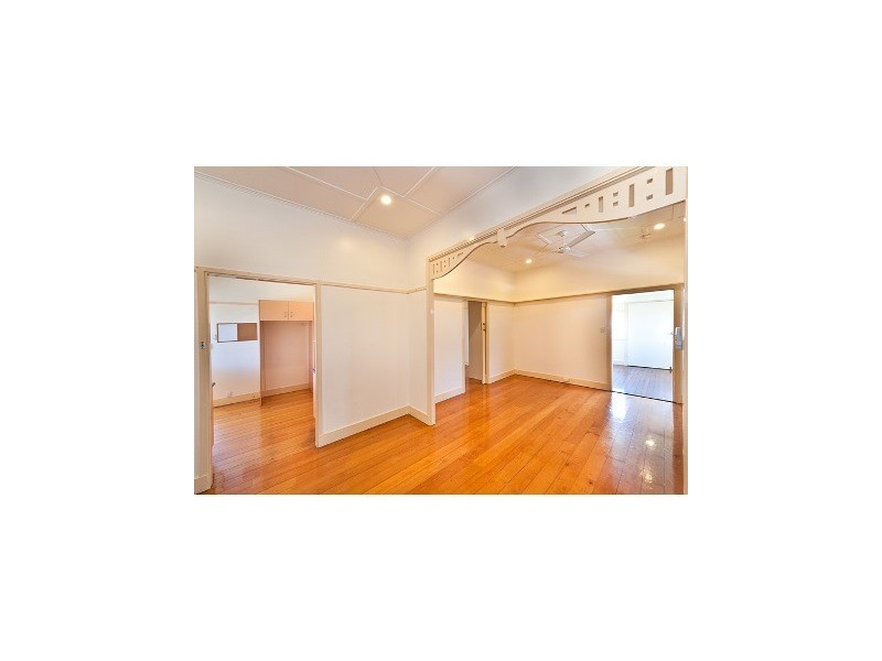 18 Jardine Street, Wandal QLD 4700