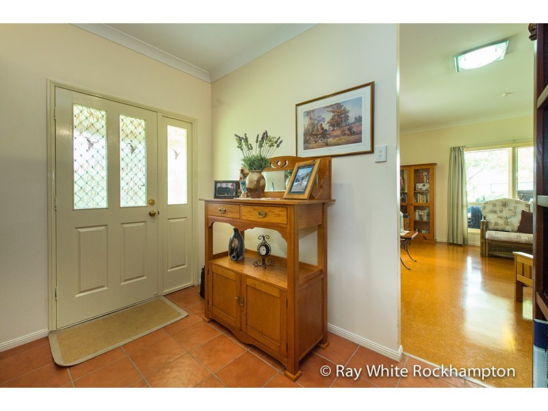 152 Julie Anne Drive, Glendale QLD 4711