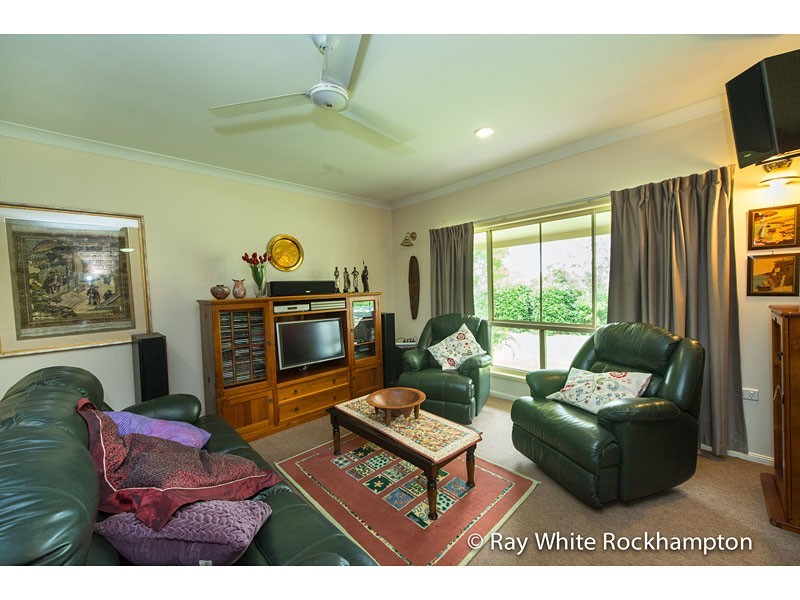 152 Julie Anne Drive, Glendale QLD 4711