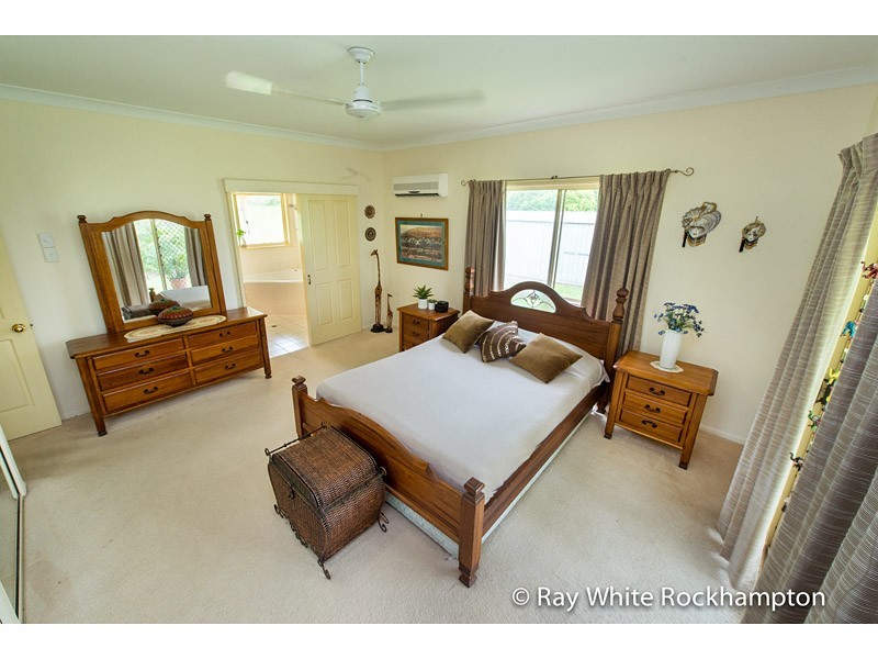 152 Julie Anne Drive, Glendale QLD 4711