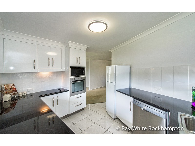 1/14 Kelly Street, The Range QLD 4700