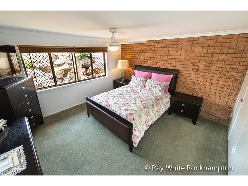 1/14 Kelly Street, The Range QLD 4700