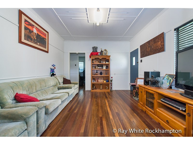 57 Macfarlane Street, Berserker QLD 4701