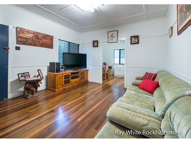 57 Macfarlane Street, Berserker QLD 4701