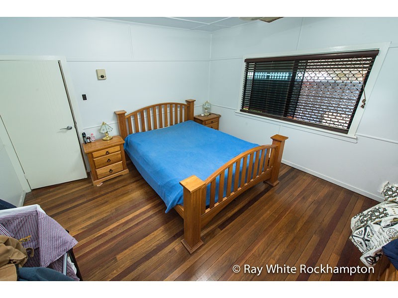 57 Macfarlane Street, Berserker QLD 4701