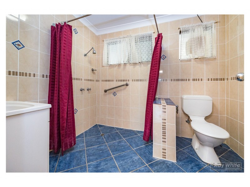 5 Brake Avenue, Frenchville QLD 4701