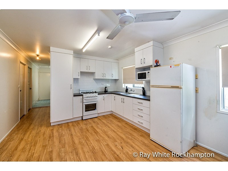 33A Hogan Street, Park Avenue QLD 4701