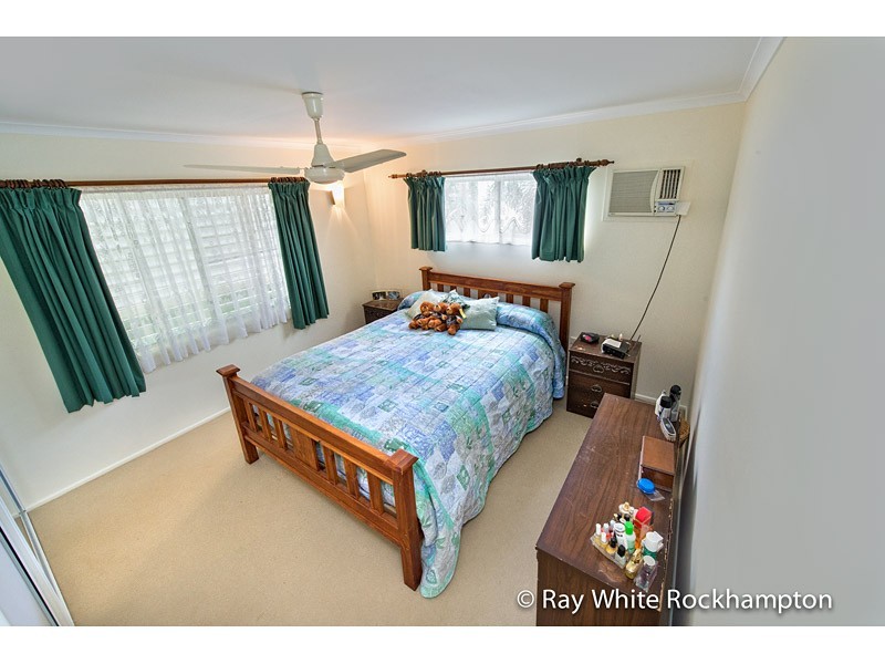 293 Blanchfield Street, Koongal QLD 4701