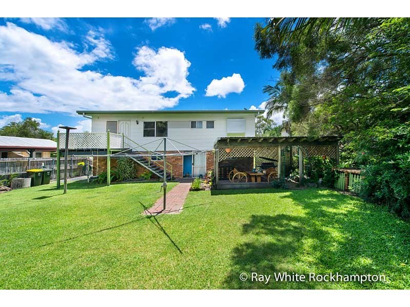 293 Blanchfield Street, Koongal QLD 4701