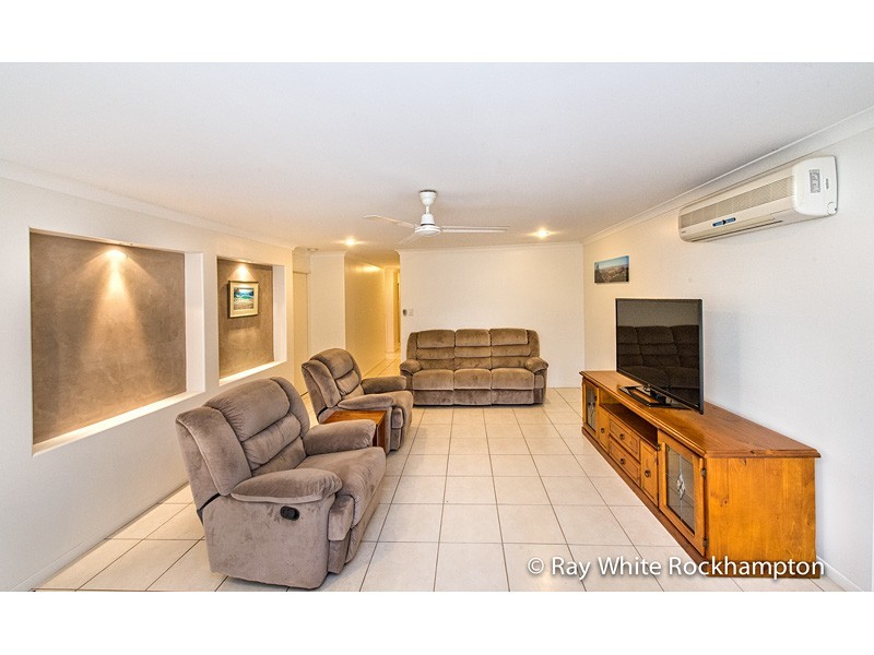 9/40 Carara Drive, Kawana QLD 4701