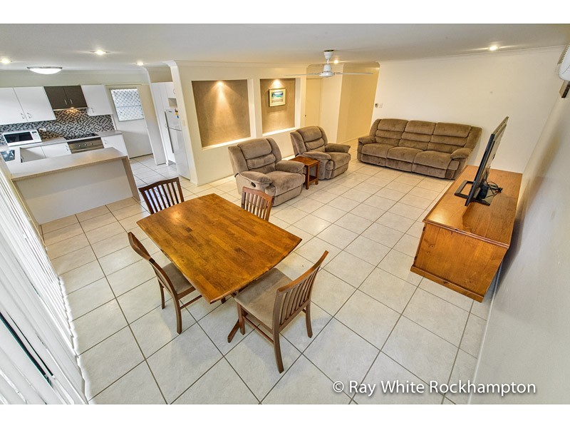 9/40 Carara Drive, Kawana QLD 4701