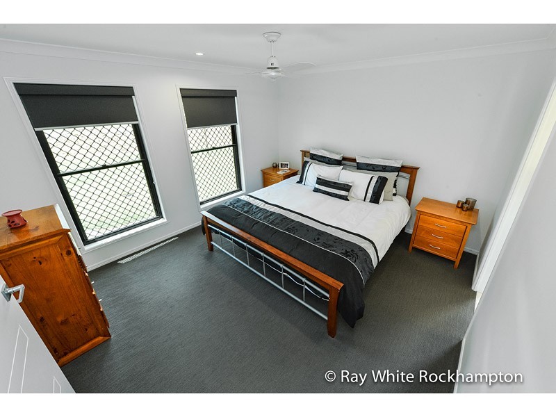 136 Constance Avenue, Rockyview QLD 4701