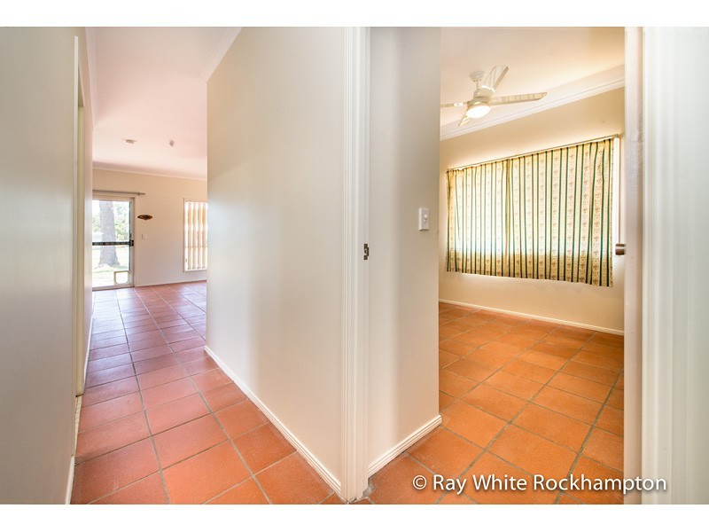 2 Dingwall Street, Keppel Sands QLD 4702