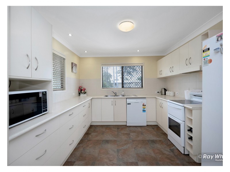 105 Boland Street, Park Avenue QLD 4701