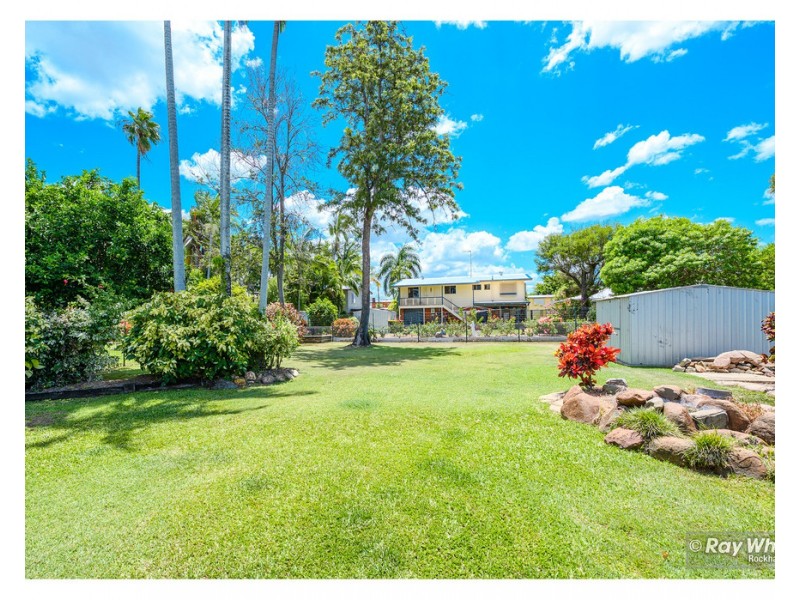 105 Boland Street, Park Avenue QLD 4701