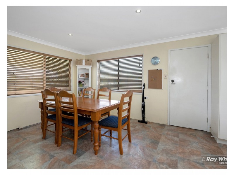 105 Boland Street, Park Avenue QLD 4701