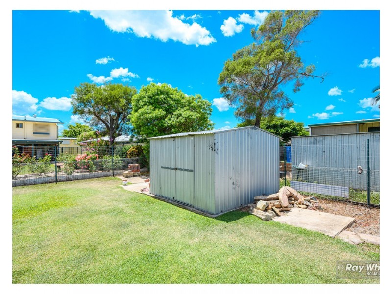 105 Boland Street, Park Avenue QLD 4701