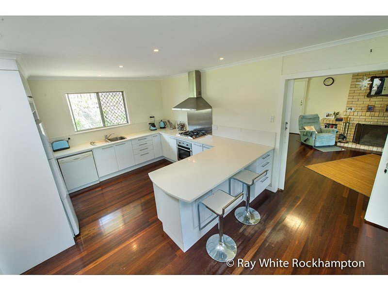 1 Higgins Street, The Range QLD 4700