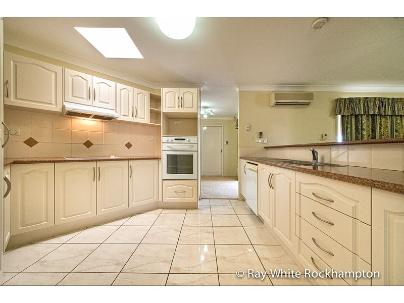 41 Samuel Crescent, Parkhurst QLD 4702