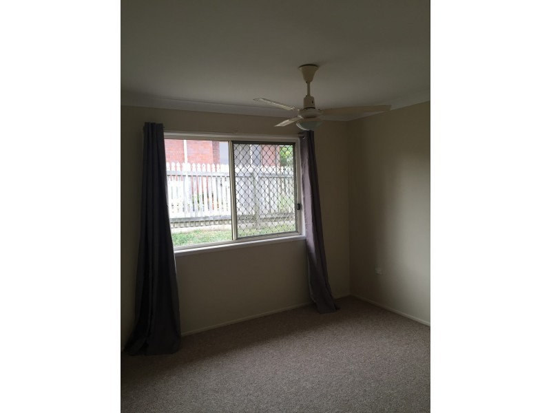 17A Price Avenue, Kawana QLD 4701