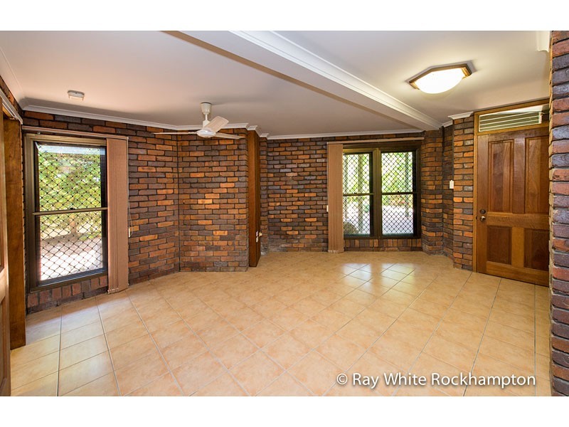 70 Glencoe Street, The Range QLD 4700