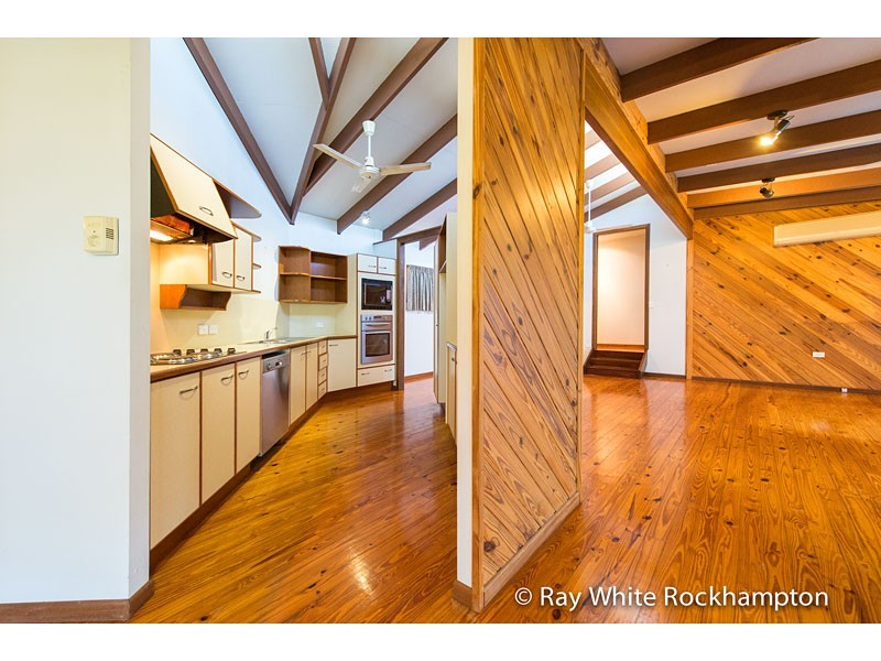 70 Glencoe Street, The Range QLD 4700