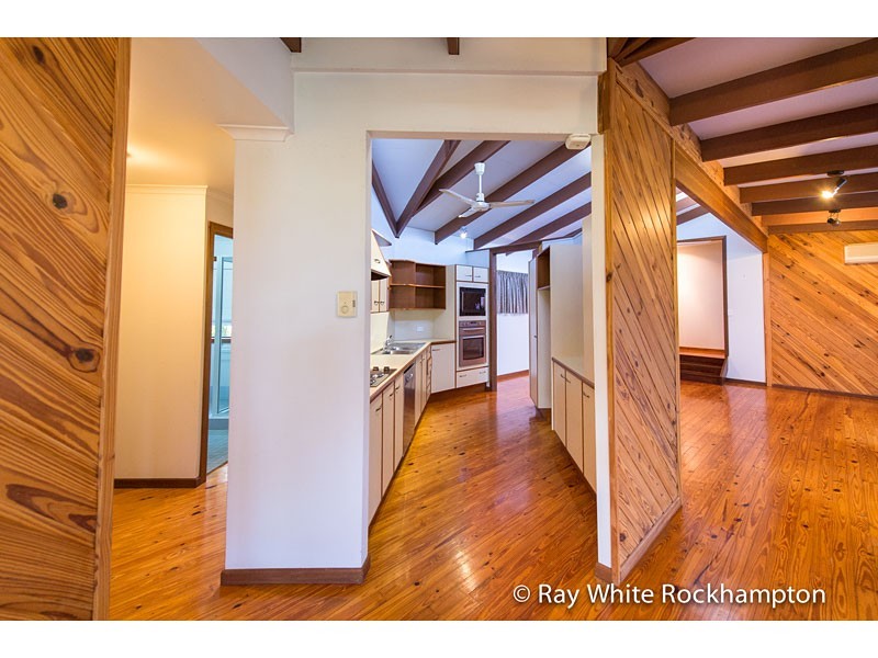 70 Glencoe Street, The Range QLD 4700