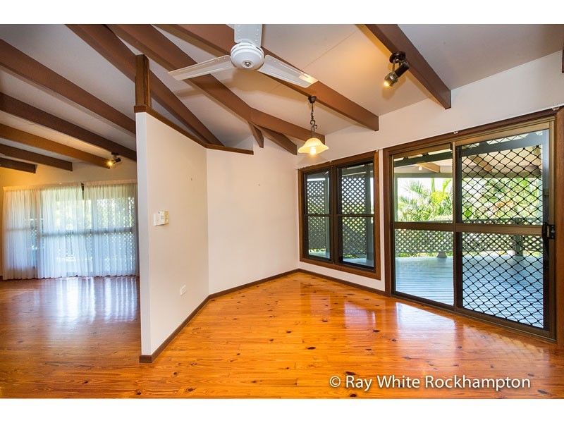 70 Glencoe Street, The Range QLD 4700