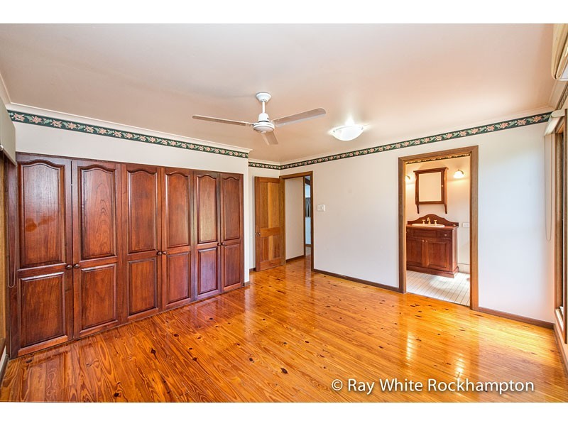 70 Glencoe Street, The Range QLD 4700