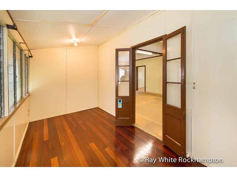 54 Caroline Street, Allenstown QLD 4700