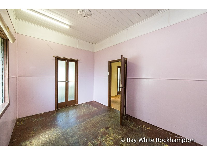 54 Caroline Street, Allenstown QLD 4700