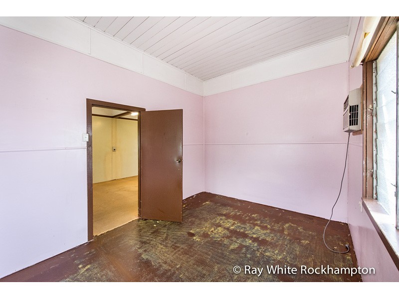 54 Caroline Street, Allenstown QLD 4700