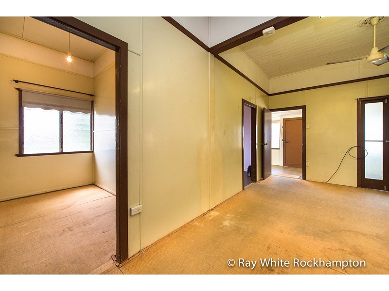 54 Caroline Street, Allenstown QLD 4700