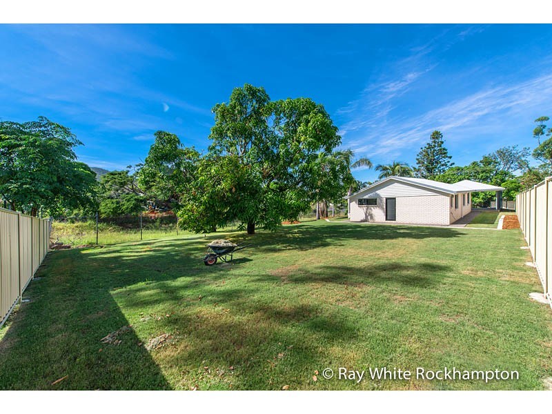 375 Paterson Avenue, Koongal QLD 4701