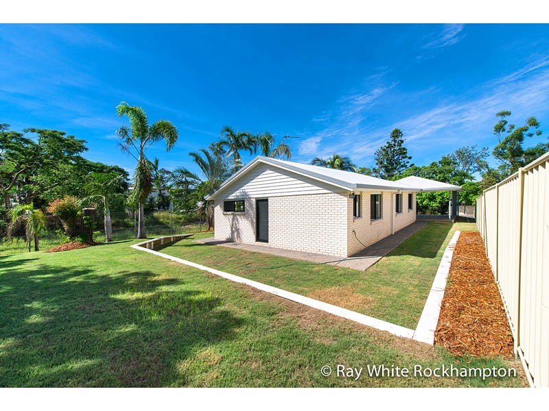 375 Paterson Avenue, Koongal QLD 4701